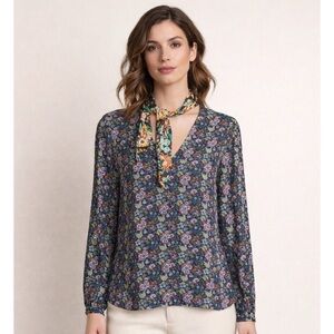 Frame Scarf V-Neck Long-Sleeve Floral-Print Blouse Long Sleeve Top